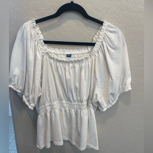 Old navy white top